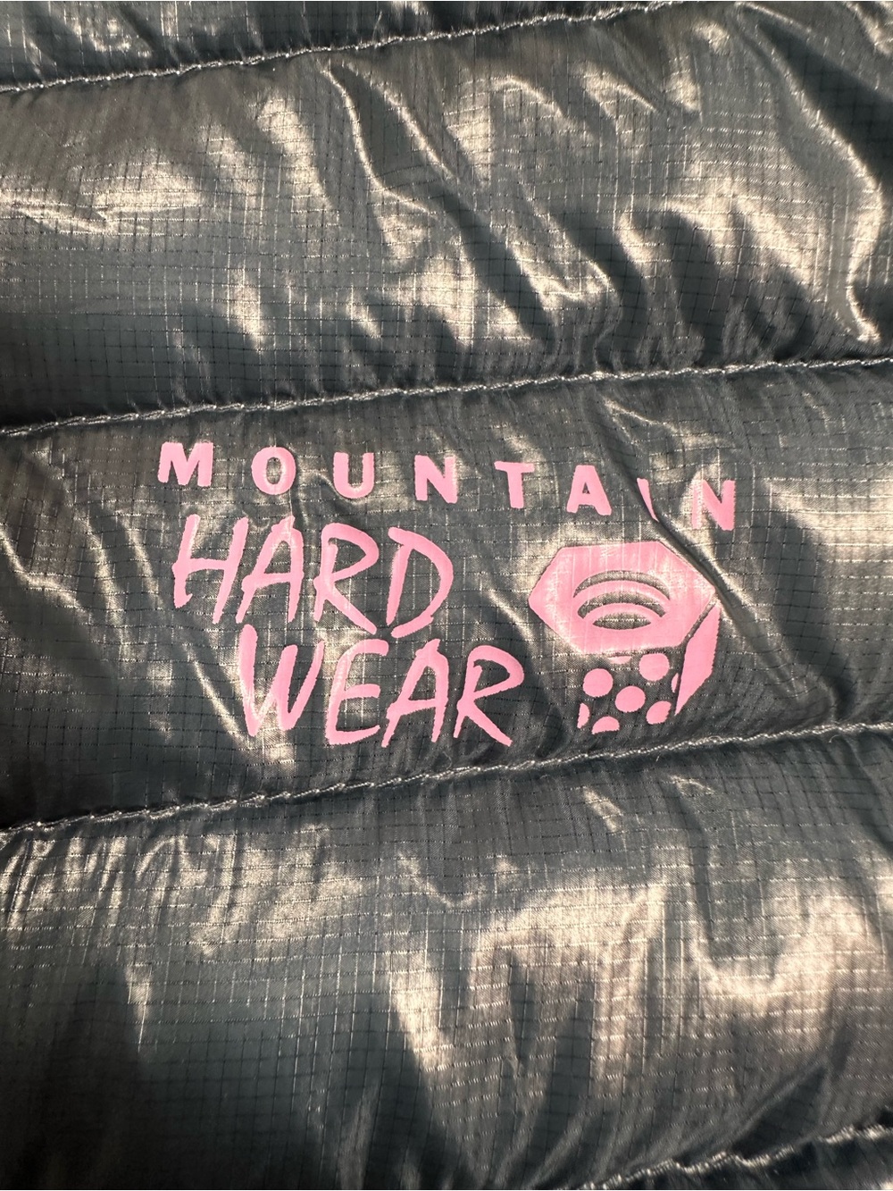 Mountain Hardware • Womens Ghost Whisperer Goose Down Jacket - Picture 15 of 16